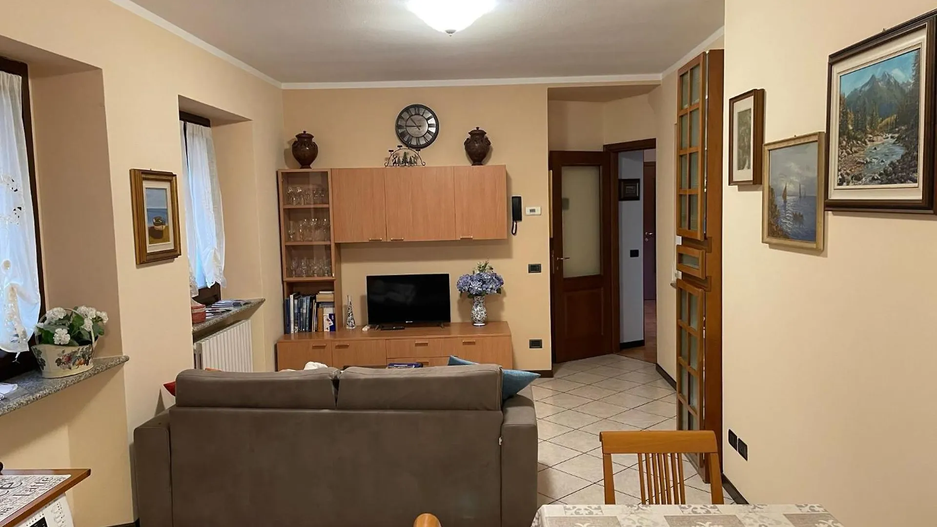 Casa Vacanze Da Carla Abbadia Lariana Italy