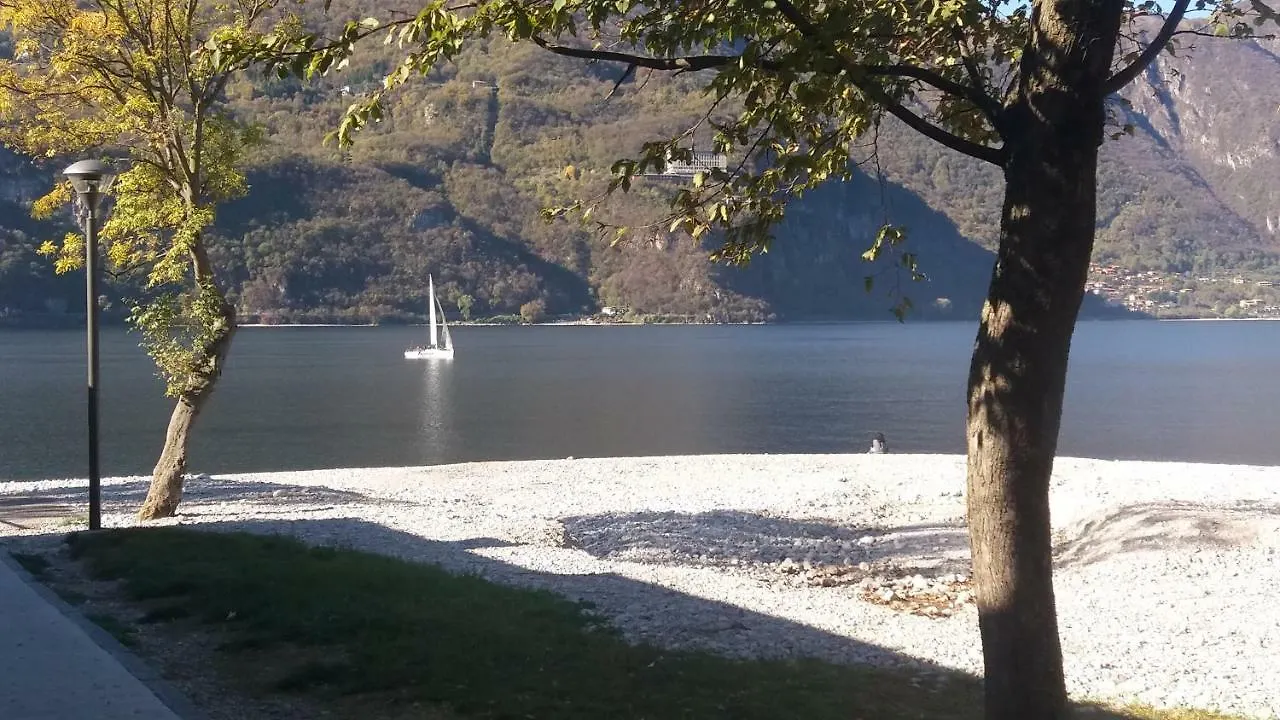 Casa Vacanze Da Carla Abbadia Lariana Holiday home